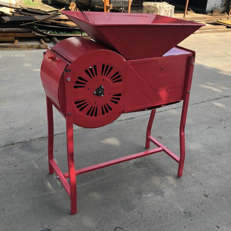 Grain winnowing machine